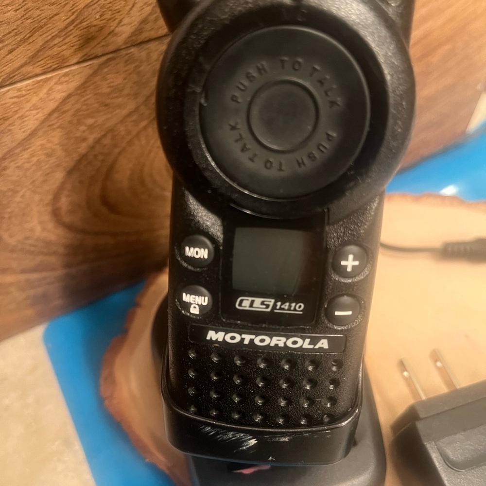 Cls1410 radio Motorola radio used